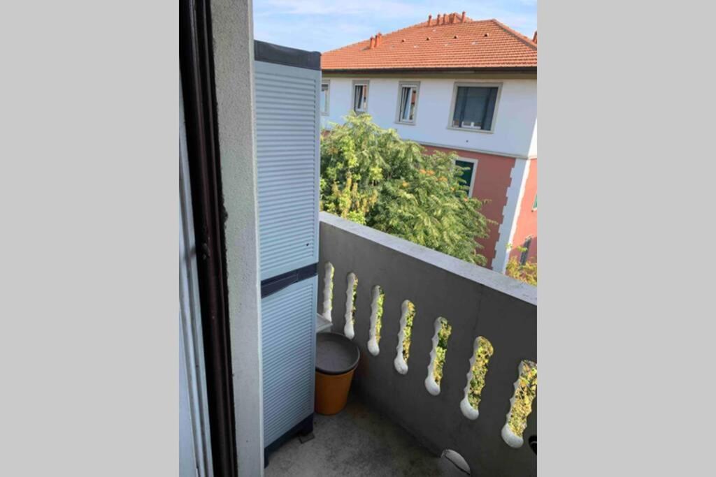 Appartamento Splendido Con Tutti Servizi In Zona Navigli Milan Exterior photo